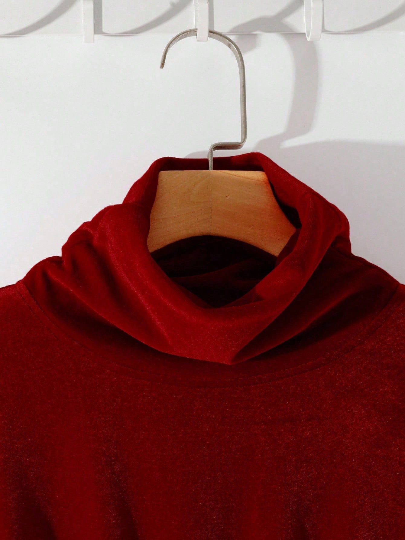 Women's Velvet High Neck Peplu - Wine & Beer Quito avis et prix